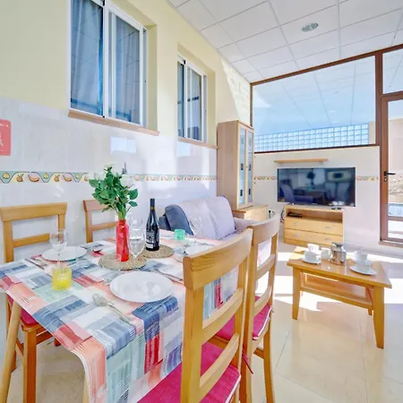 Raquel By Interhome Lejlighed Calpe