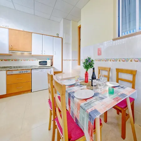 Raquel By Interhome *